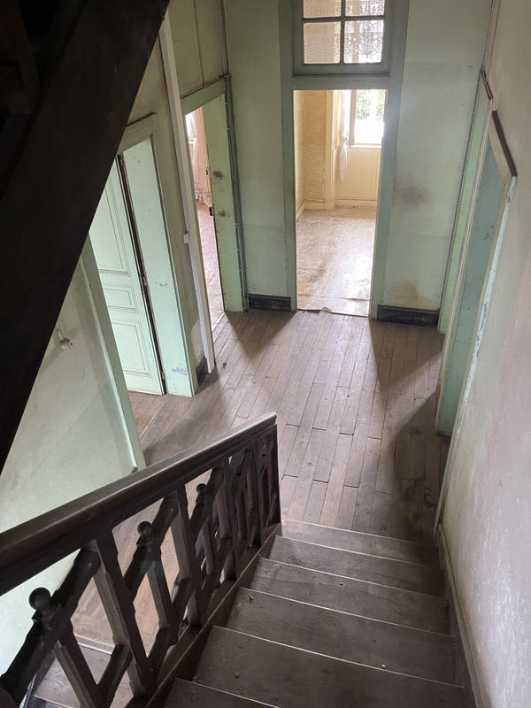 Immeuble - 170 m² - 8 pièces