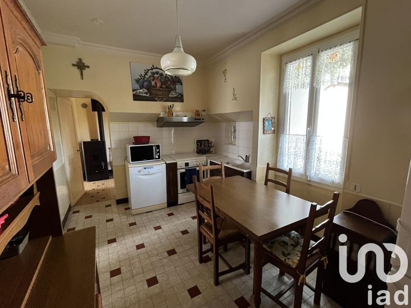 Maison - 171 m² - 8 pièces