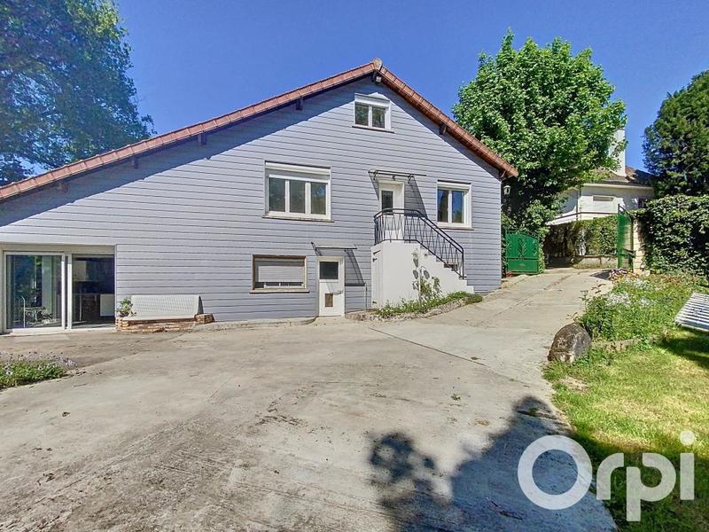 Maison - 123 m² - 5 pièces