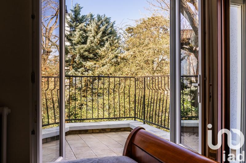 Maison - 170 m² - 8 pièces