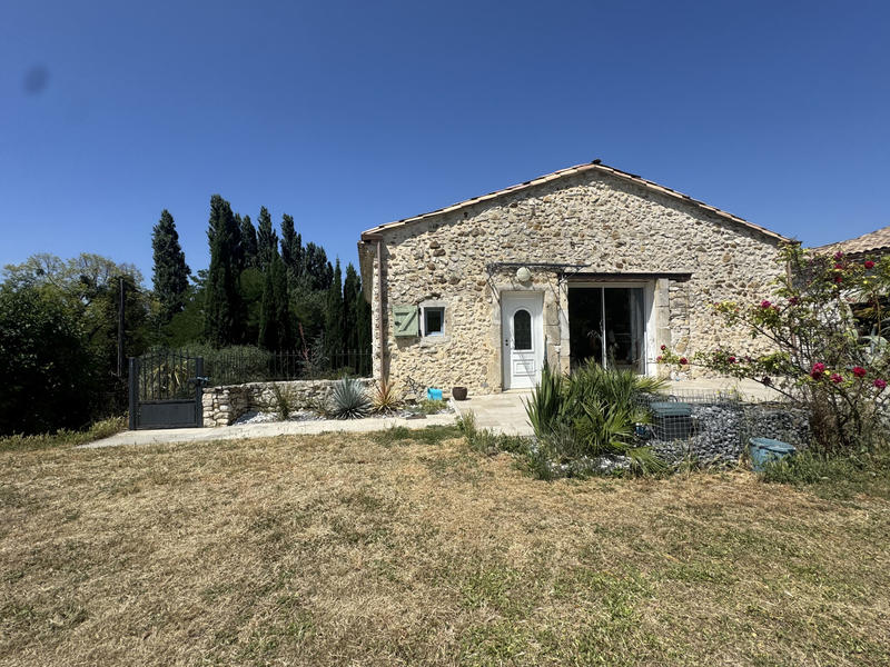 Maison - 325 m² - 11 pièces