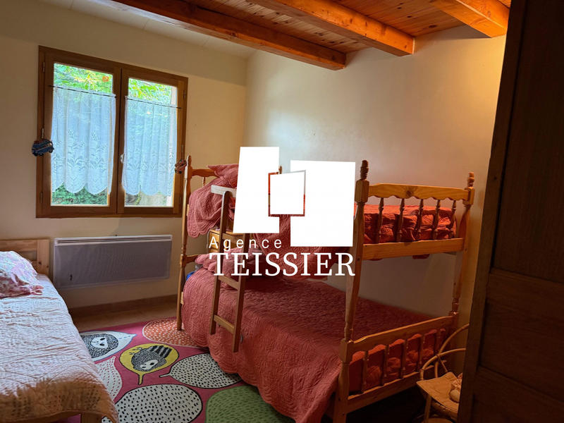 Maison - 83 m² - 5 pièces