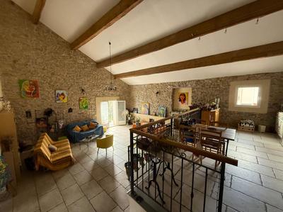 Propriété - 550 m² - 17 pièces