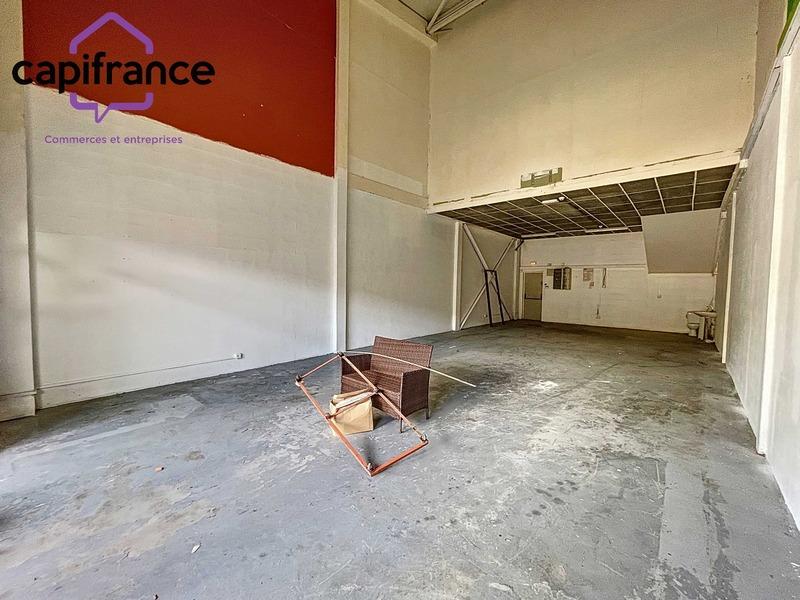 Local commercial - 93 m² - 1 pièce