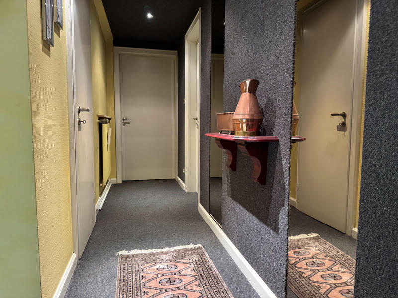 Maison - 320 m² - 10 pièces