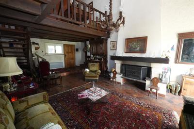 Maison - 189 m² - 8 pièces