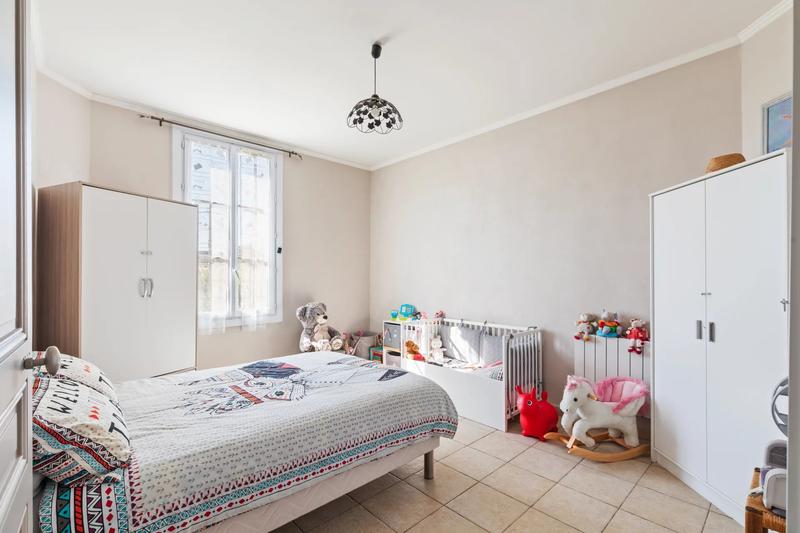 Maison - 168 m² - 7 pièces