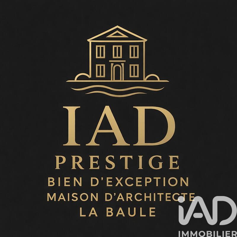 Maison de maîtres - 260 m² - 8 pièces