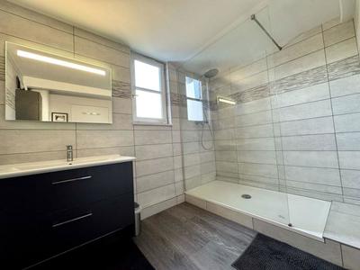 Appartement - 100 m² - 5 pièces