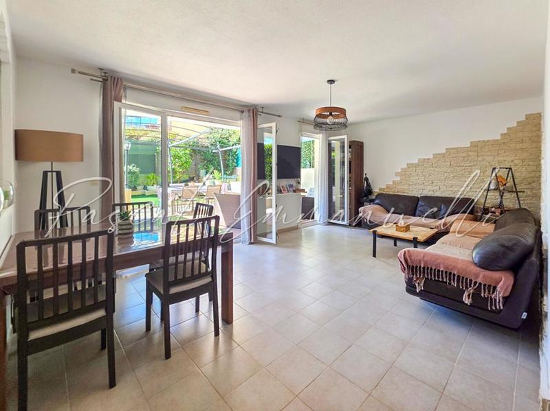 Appartement - 92 m² - 5 pièces