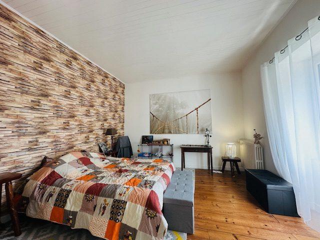 Maison ancienne - 287 m² - 10 pièces