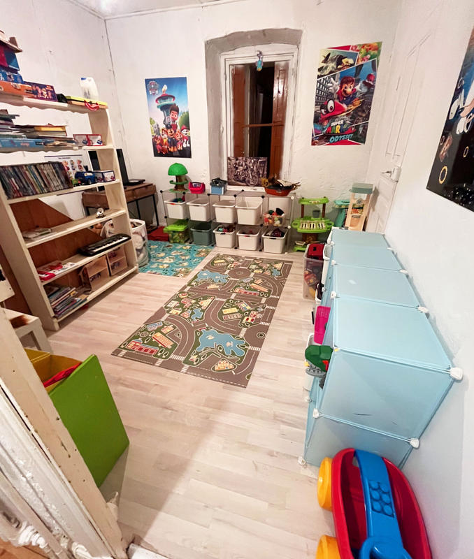 Local commercial - 650 m² - 27 pièces