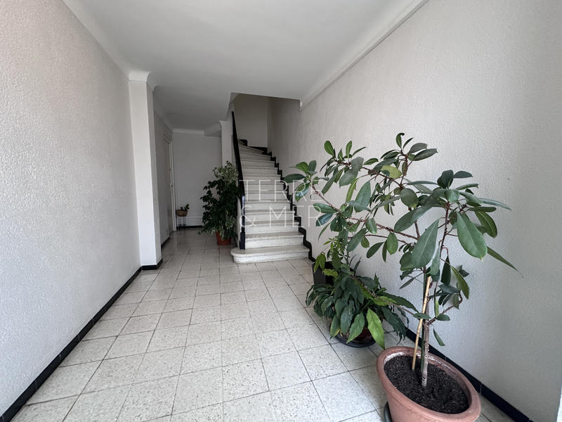Appartement - 84 m² - 4 pièces