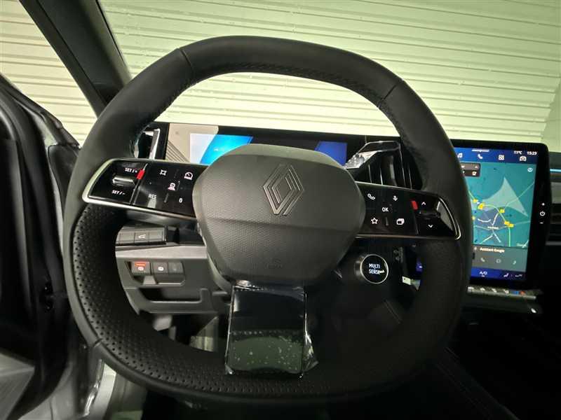 Renault Austral full hybrid E-Tech 200 ch - 25 Techno