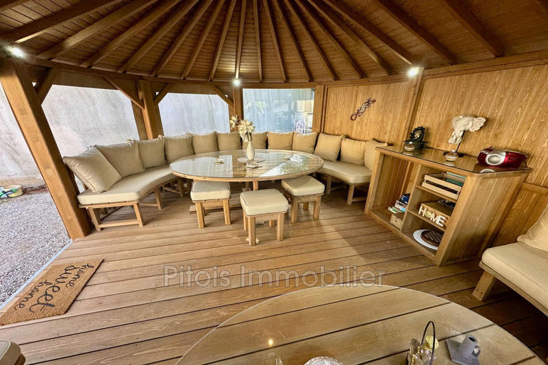 Maison - 104 m² - 5 pièces