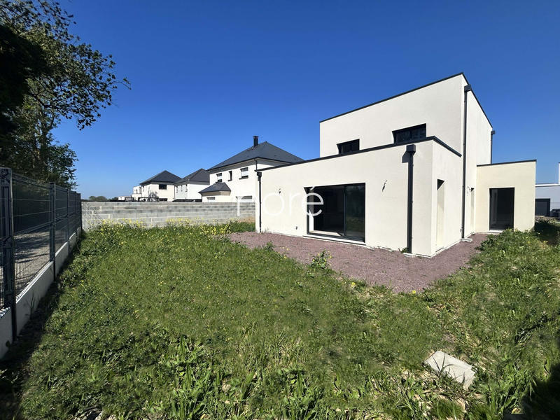 Maison - 165 m² - 6 pièces