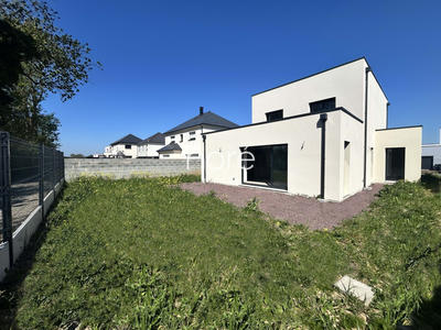 Maison - 165 m² - 6 pièces