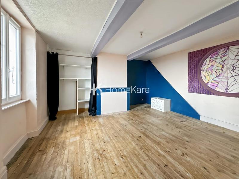 Maison - 170 m² - 5 pièces