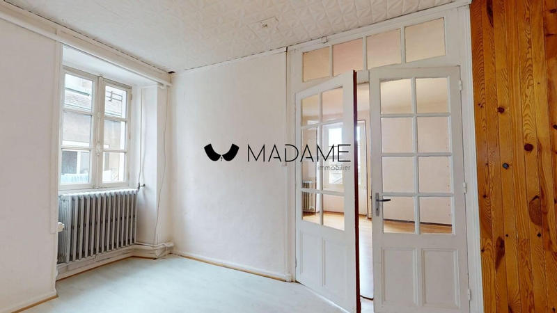 Appartement - 95 m² - 6 pièces