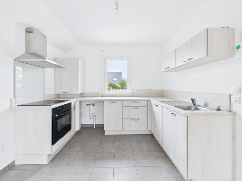 Maison - 93 m² - 5 pièces