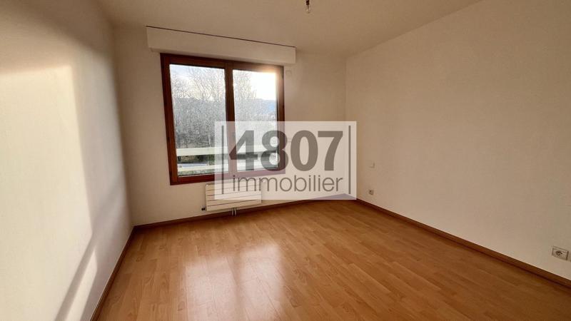 Appartement - 93 m² - 4 pièces