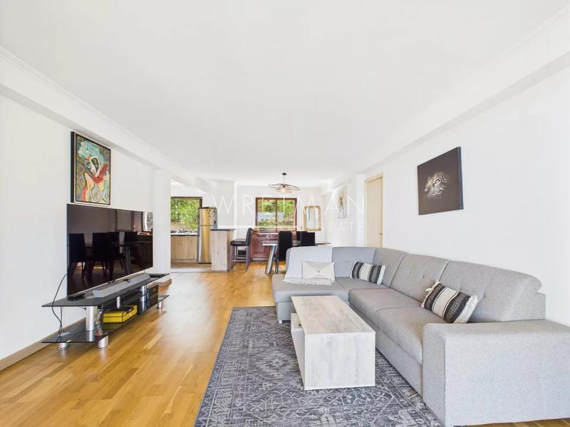 Appartement - 79 m² - 4 pièces