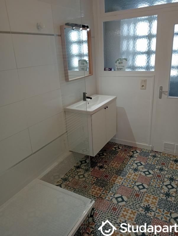 Chambre - 9 m² - 1 pièce