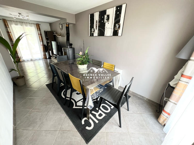 Maison - 82 m² - 5 pièces