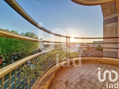 Appartement - 105 m² - 5 pièces