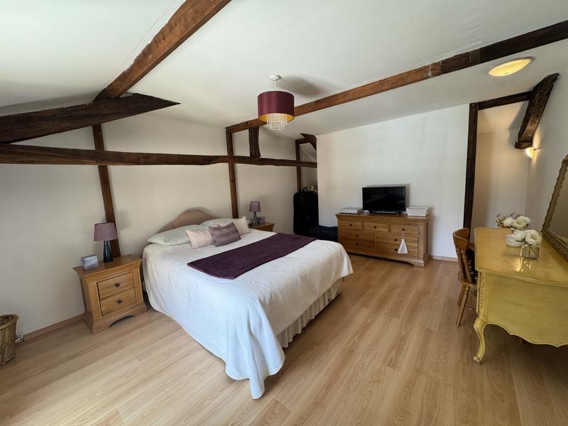 Maison - 177 m² - 7 pièces