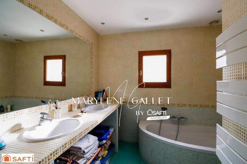 Maison - 149 m² - 7 pièces