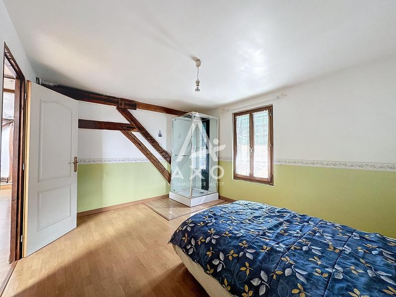 Maison - 214 m² - 8 pièces