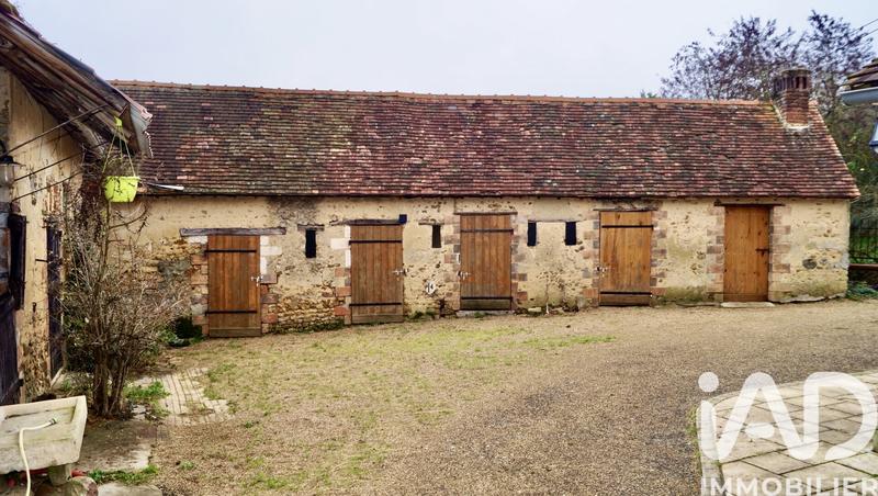 Maison - 210 m² - 10 pièces