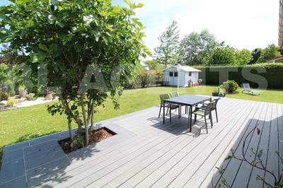 Maison traditionnelle - 158 m² - 7 pièces