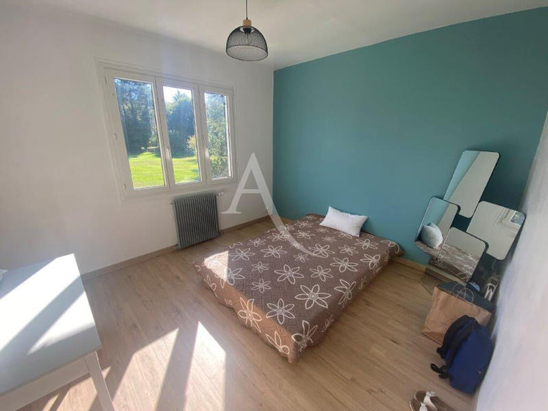 Maison - 223 m² - 8 pièces