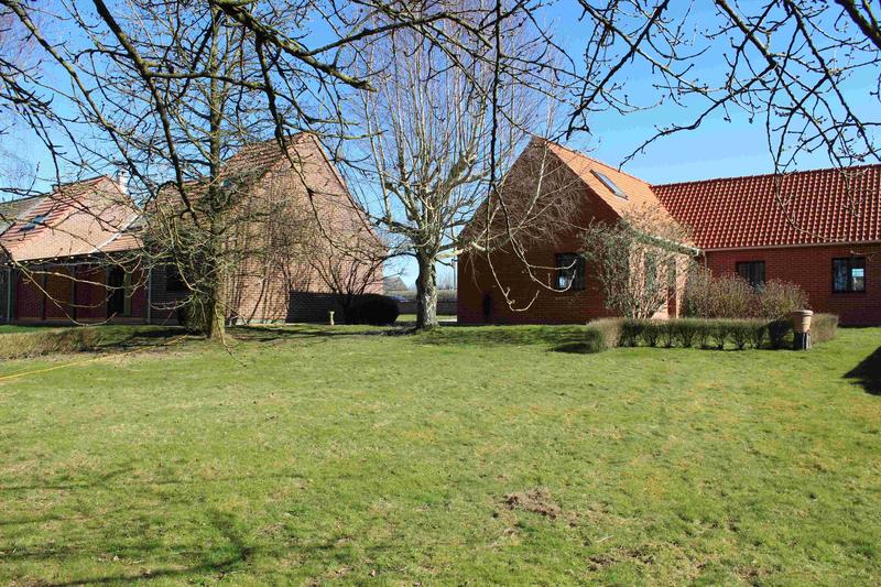 Pavillon - 125 m² - 5 pièces