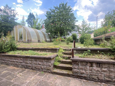 Maison de village - 168 m² - 5 pièces