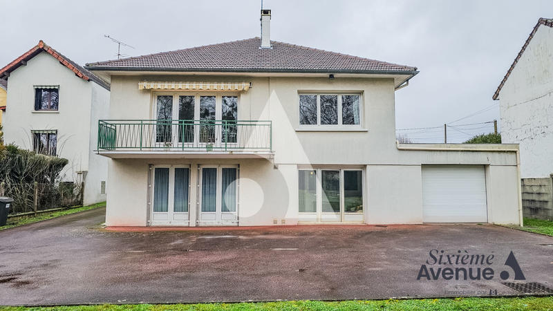 Maison - 123 m² - 6 pièces