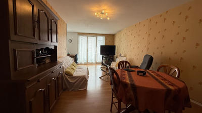 Appartement - 80 m² - 3 pièces