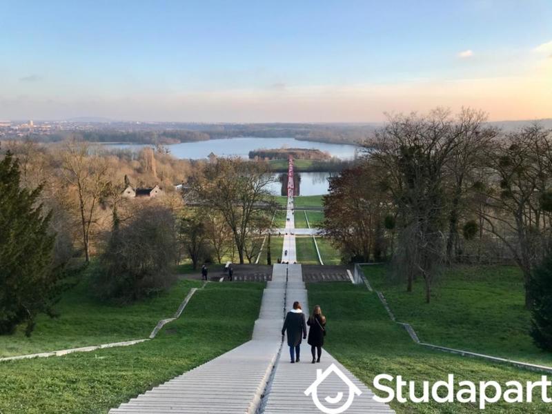 Chambre - 12 m² - 1 pièce