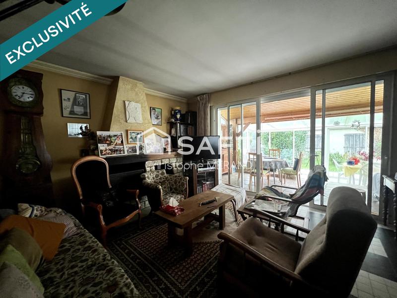 Maison - 221 m² - 11 pièces