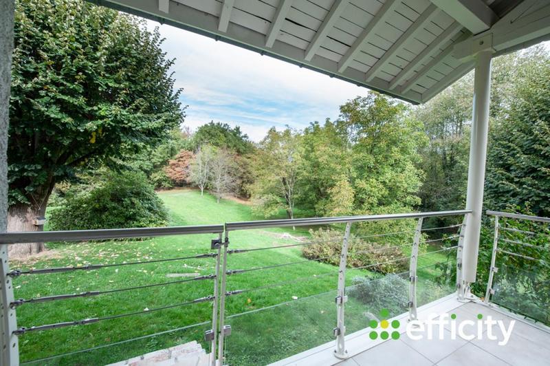 Maison - 444 m² - 10 pièces