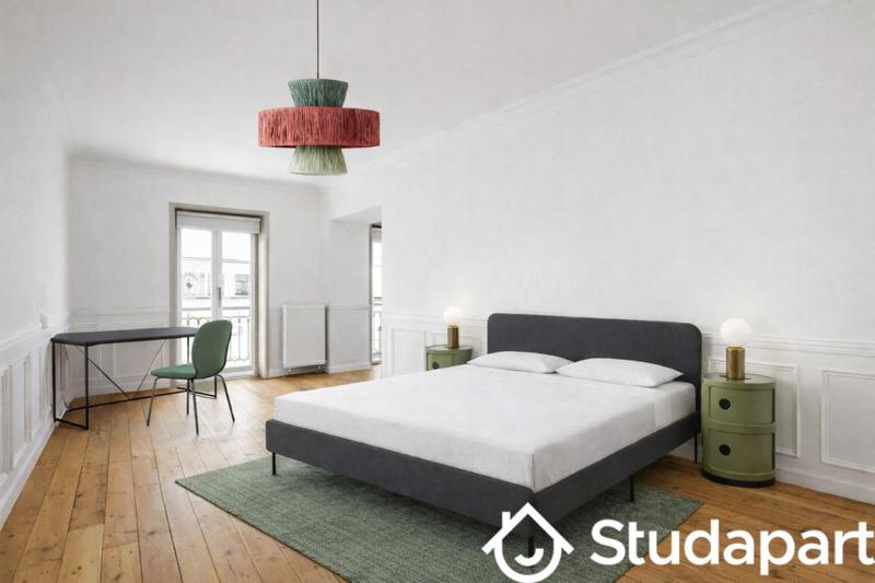 Chambre - 11 m² - 1 pièce