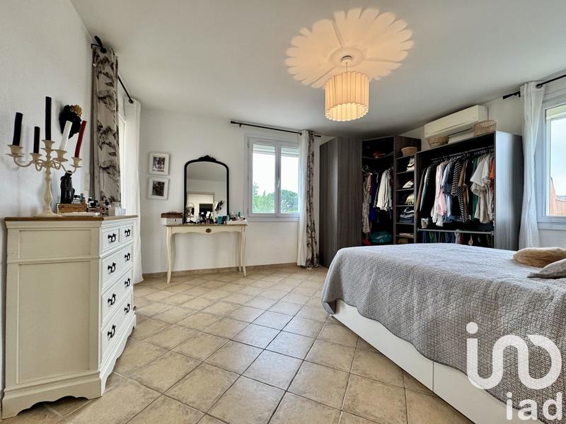 Maison - 227 m² - 10 pièces