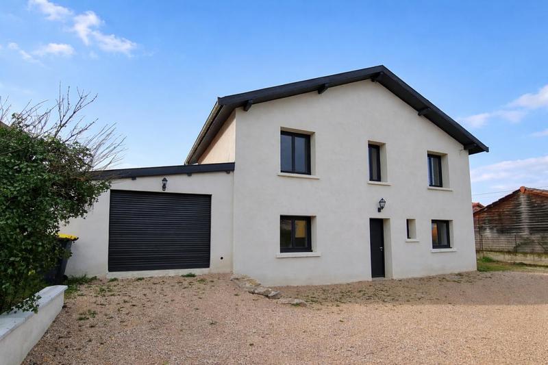 Maison - 151 m² - 6 pièces