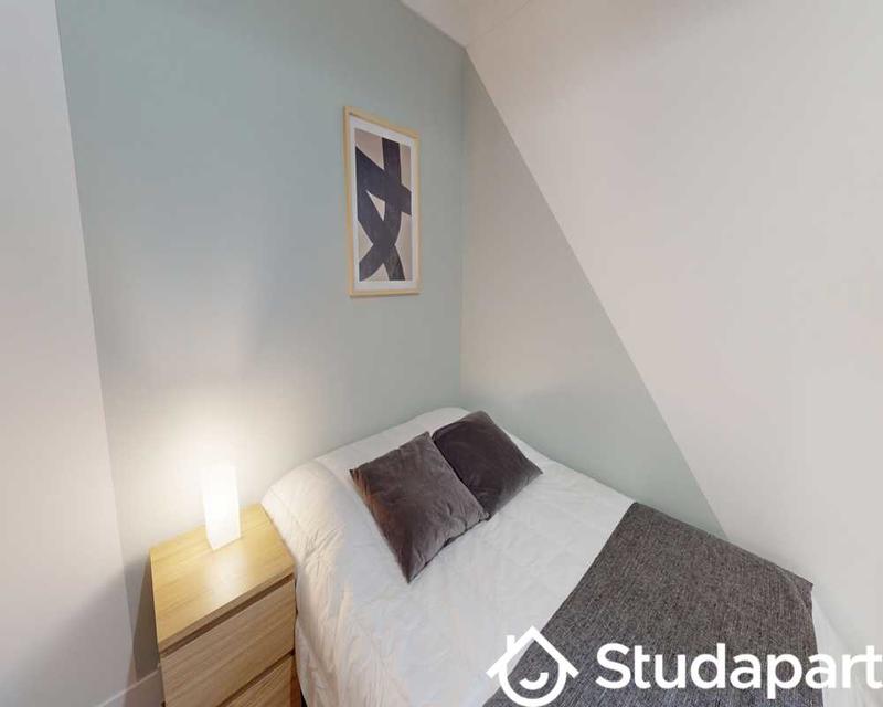 Chambre - 55 m² - 1 pièce