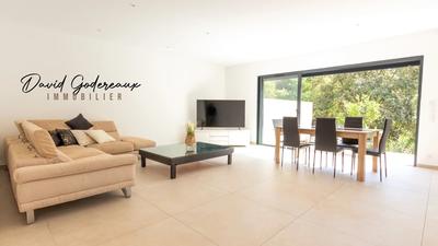 Maison jumelée - 125 m² - 5 pièces