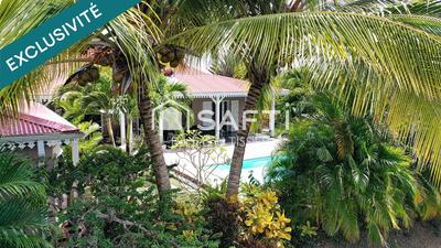 Villa - 240 m² - 5 pièces