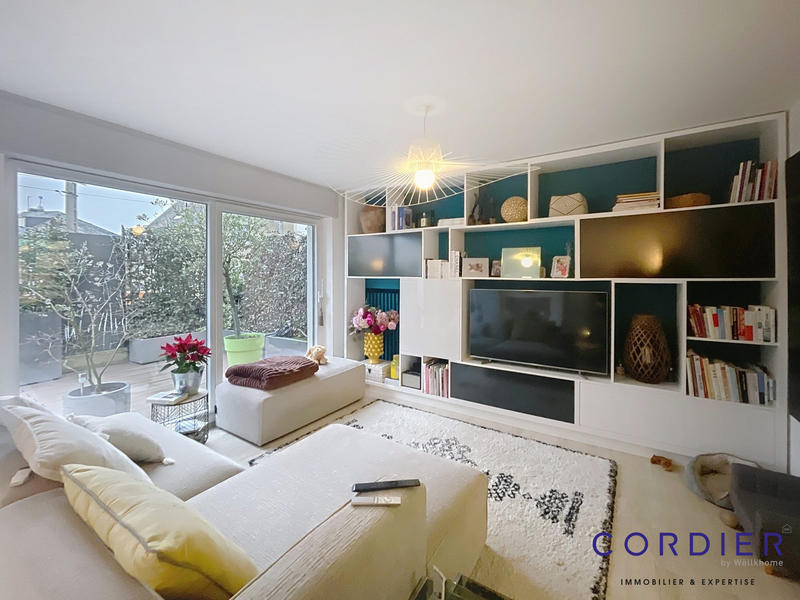 Appartement - 96 m² - 5 pièces