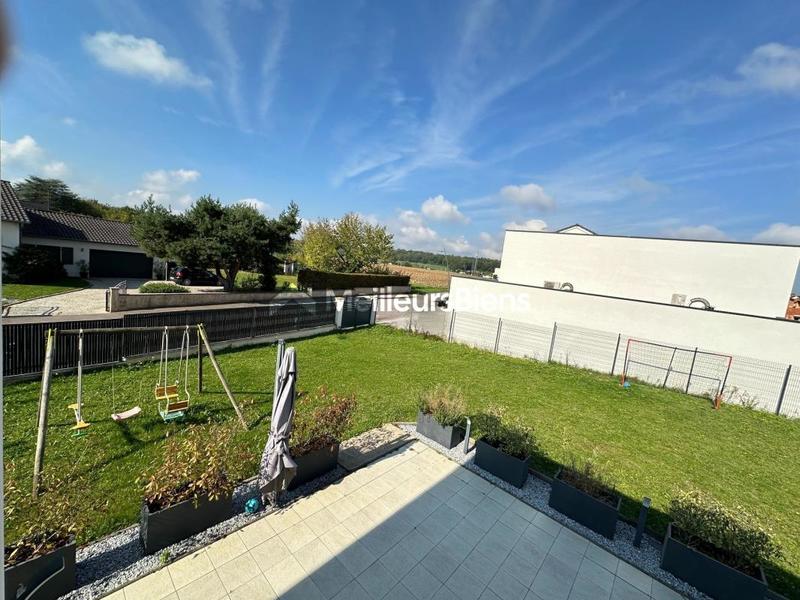 Propriété - 115 m² - 5 pièces